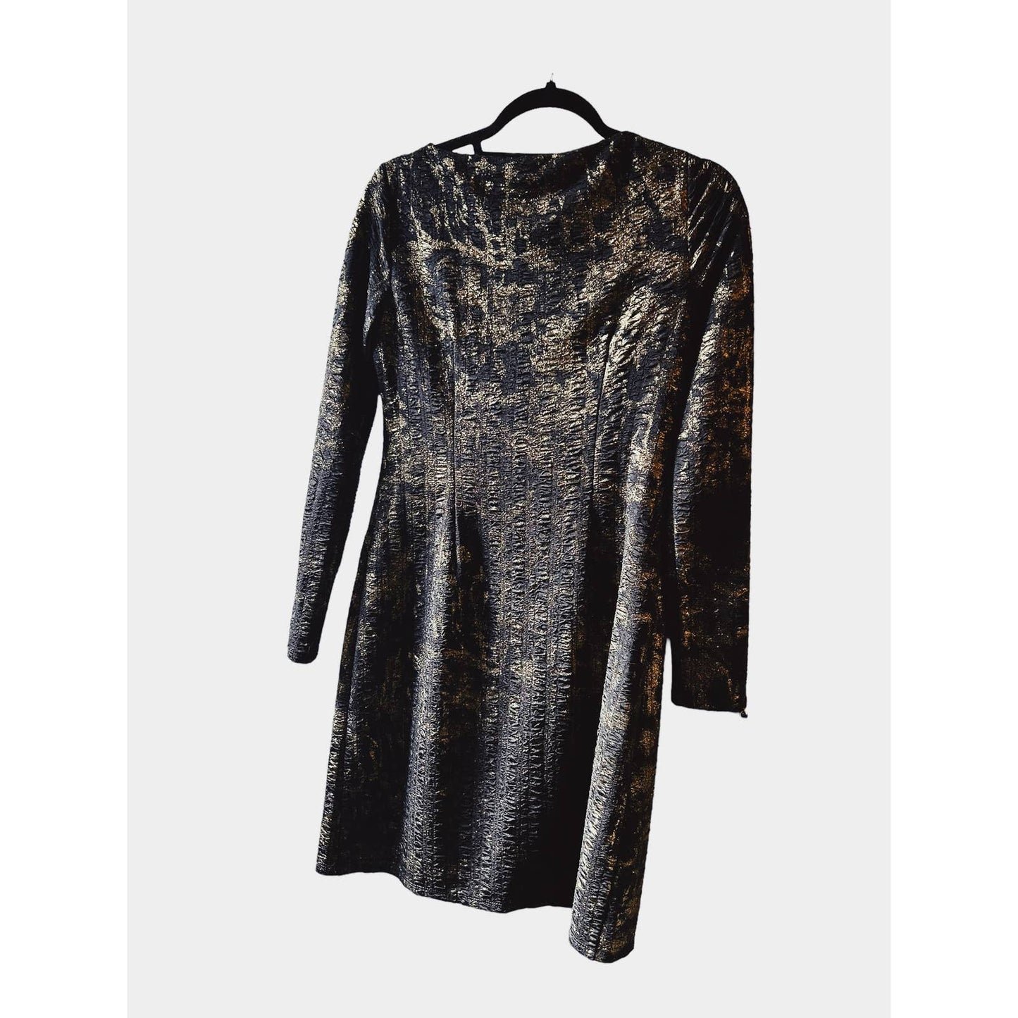 Nine West Size 2 Black and Gold Long Sleeved Dress