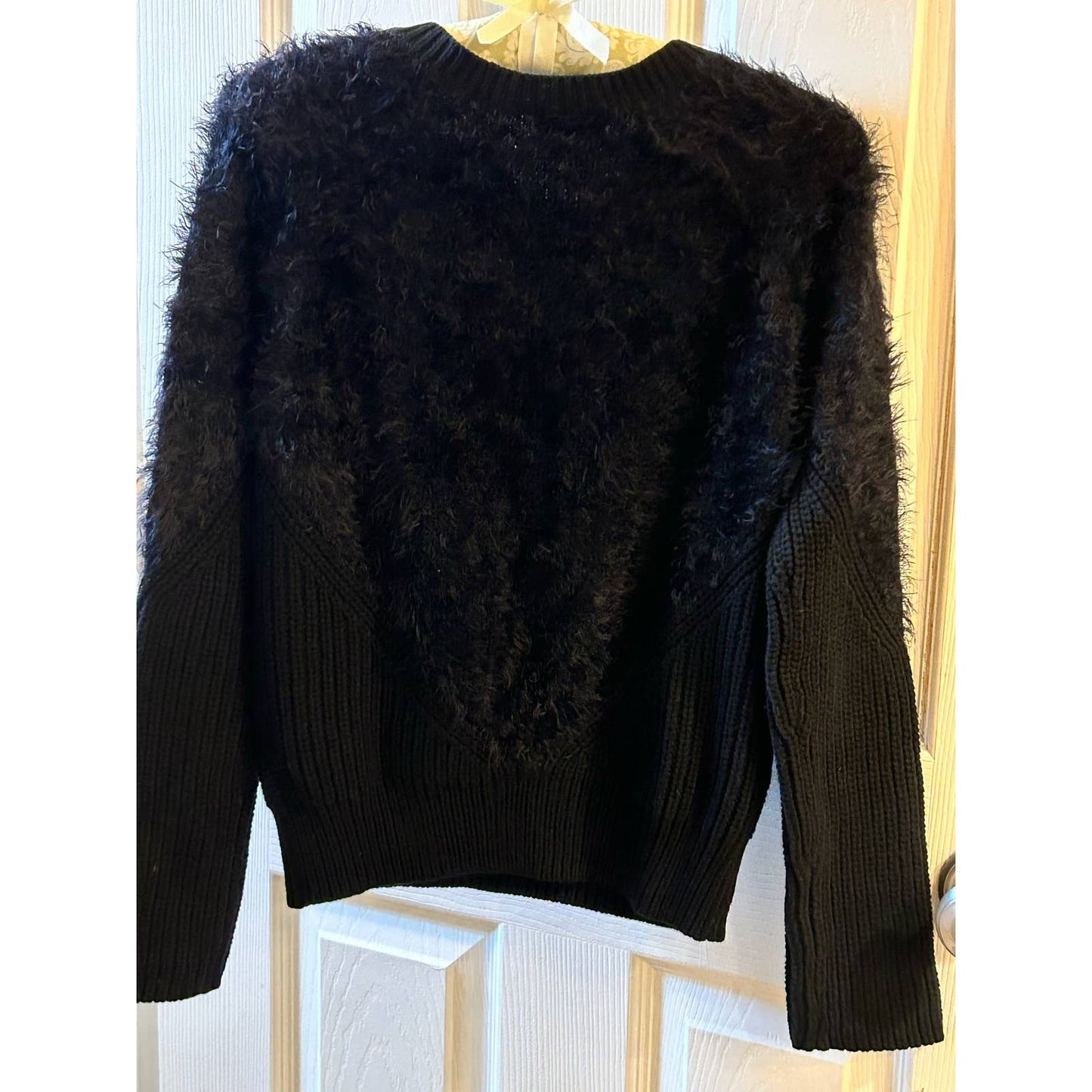 Vince Camuto Size Small Black Sweater